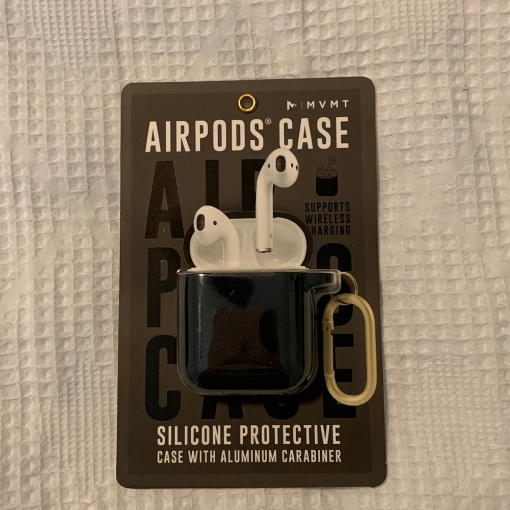 AirPods case NIP